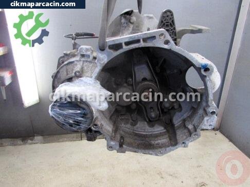 Volkswagen Passat Şanzıman Komple çıkma parça