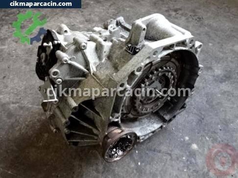 Volkswagen Passat Şanzıman Komple çıkma parça