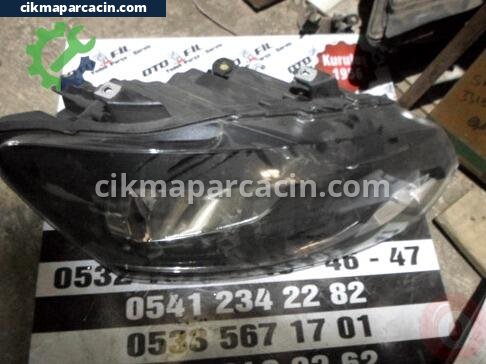 Volkswagen Polo Sağ Ön Far çıkma parça