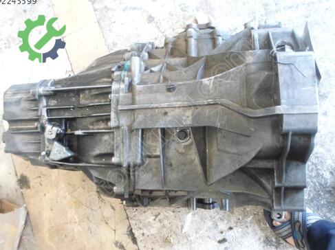 Audi A4 Otomatik Şanzıman 01J301383T çıkma parça