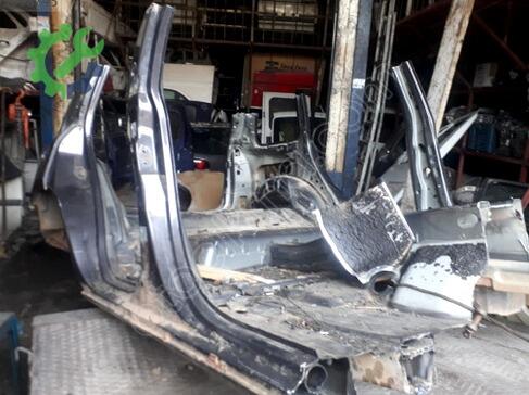 Volkswagen Touareg Diz Airbag çıkma parça
