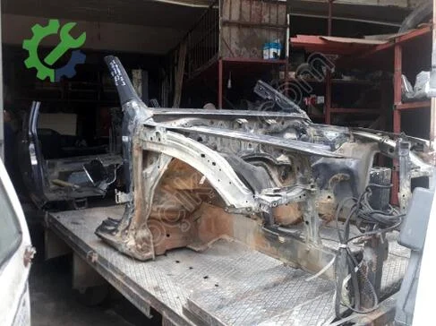 Volkswagen Touareg Bagaj Rafı çıkma parça