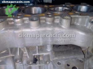 VW TOUREG 2005 YARIM MOTOR BAC  SIFIR YAPILI