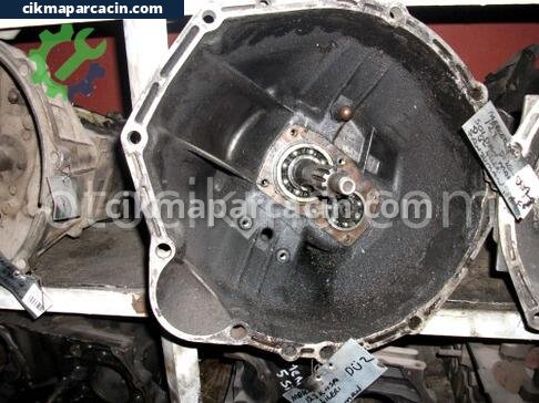 Mercedes-Benz 230 Şanzıman Komple çıkma parça