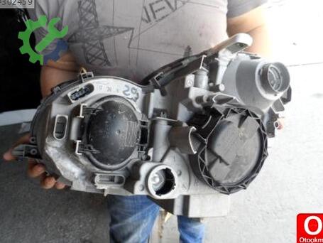Mercedes-Benz C Serisi Sağ Ön Far çıkma parça