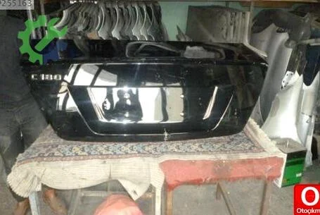 Mercedes-Benz C Serisi Bagaj çıkma parça
