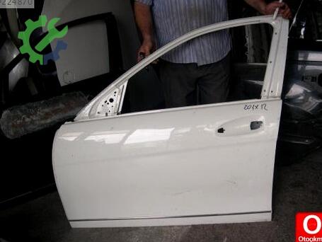 Mercedes-Benz C Serisi Sol Ön Kapı çıkma parça