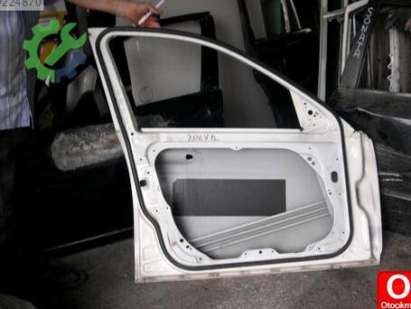 Mercedes-Benz C Serisi Sol Ön Kapı çıkma parça