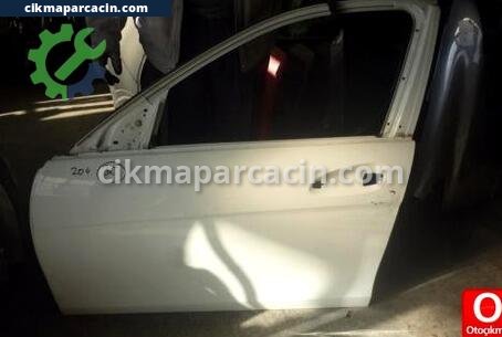 Mercedes-Benz C Serisi Sol Ön Kapı çıkma parça