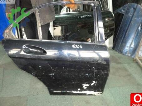 Mercedes-Benz C Serisi Sağ Arka Kapı çıkma parça