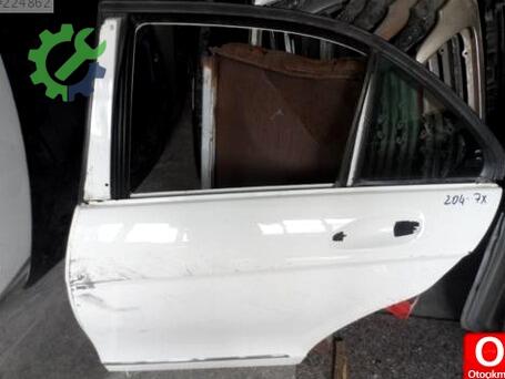 Mercedes-Benz C Serisi Sol Arka Kapı çıkma parça