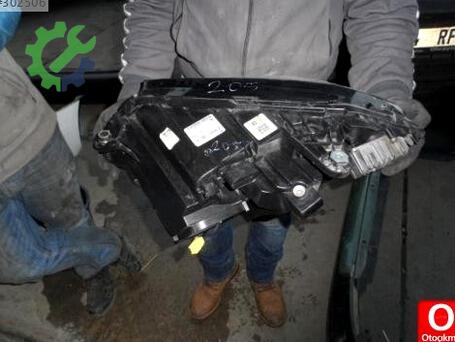 Mercedes-Benz C Serisi Mercekli Far çıkma parça
