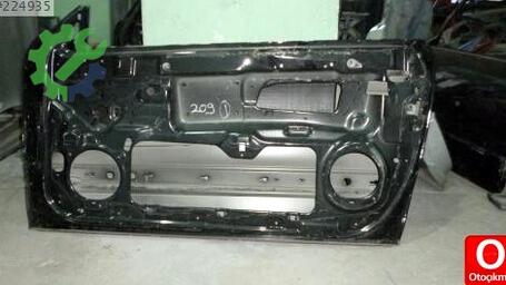 Mercedes-Benz CLK Sağ Ön Kapı çıkma parça