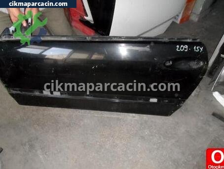 Mercedes-Benz CLK Sol Ön Kapı çıkma parça
