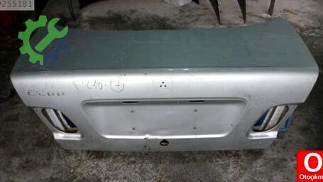 Mercedes-Benz E Serisi Bagaj çıkma parça