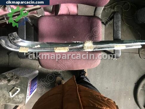 Mercedes-Benz E Serisi Tampon Izgara Çıtası çıkma parça