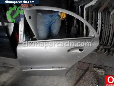 Mercedes-Benz E Serisi Sol Arka Kapı çıkma parça