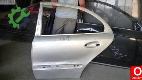 Mercedes-Benz E Serisi Sol Arka Kapı çıkma parça