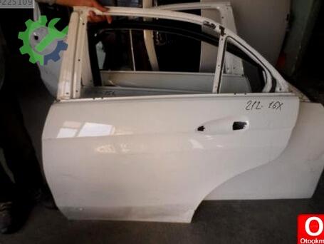 Mercedes-Benz E Serisi Sol Arka Kapı çıkma parça