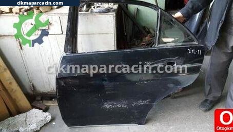 Mercedes-Benz E Serisi Sol Arka Kapı çıkma parça