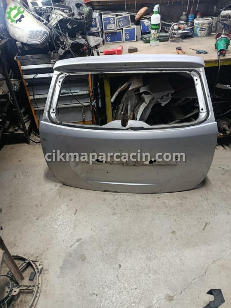 Dacia Logan Bagaj Kapağı çıkma parça