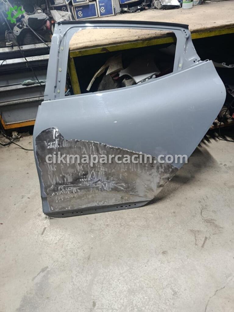 Renault Clio Sol Arka Kapı çıkma parça