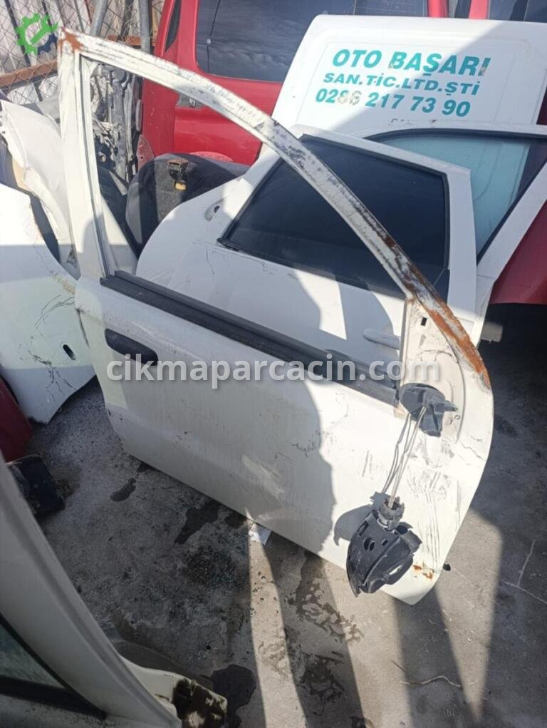 Fiat Panda Sağ Ön Kapı çıkma parça