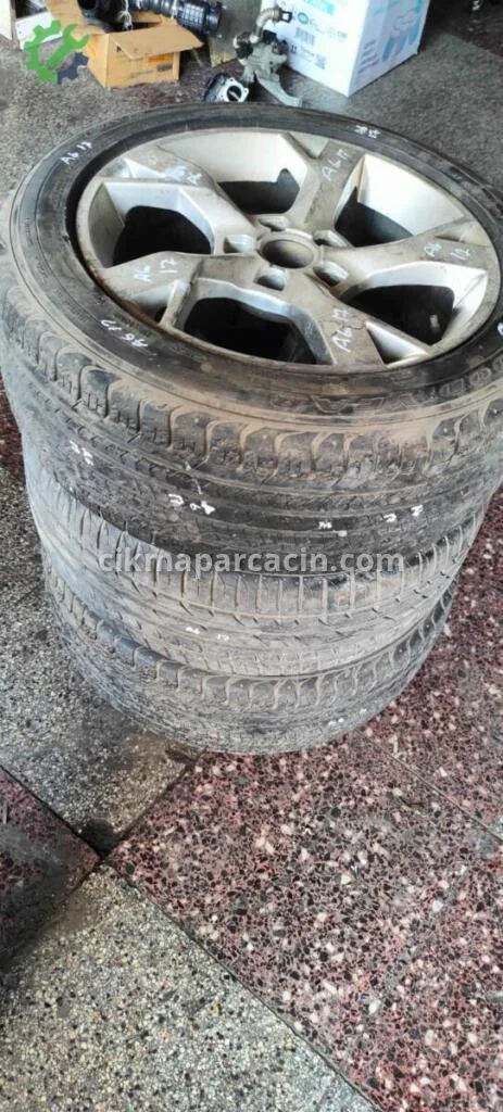 Audi A6 Çelik Jant çıkma parça