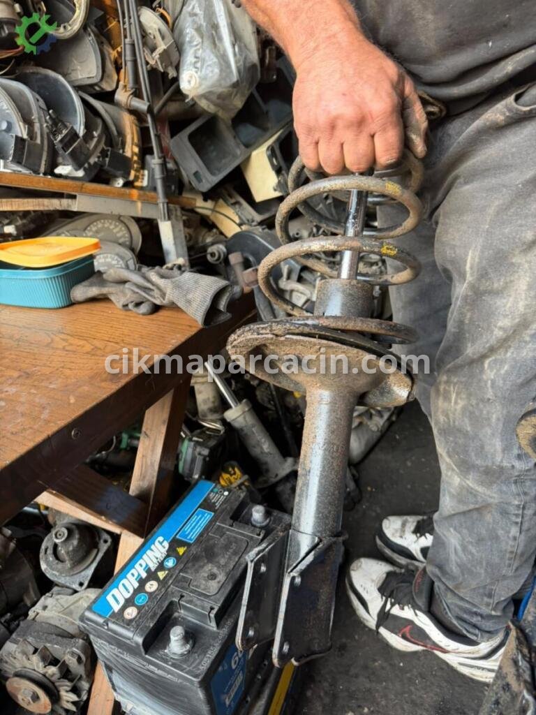 Fiat Siena Ön Amortisör çıkma parça