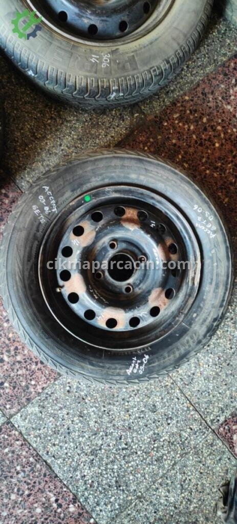 Hyundai Accent Jant çıkma parça