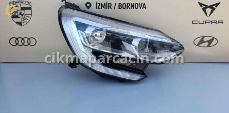 Renault Megane Sağ Ön Far çıkma parça