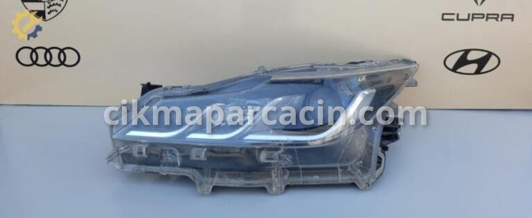 Toyota Corolla Sol Ön Far çıkma parça