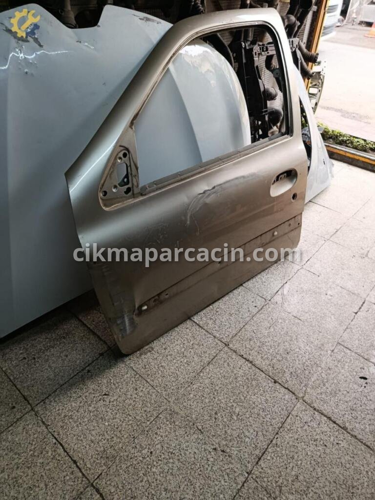 Renault Symbol Sol Ön Kapı çıkma parça