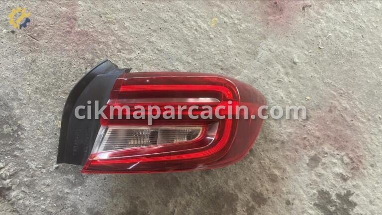 Renault Taliant Sağ Stop çıkma parça