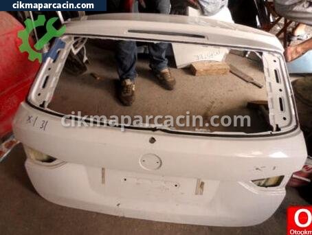 BMW X1 Bagaj çıkma parça