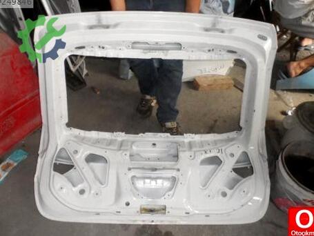 BMW X1 Bagaj çıkma parça