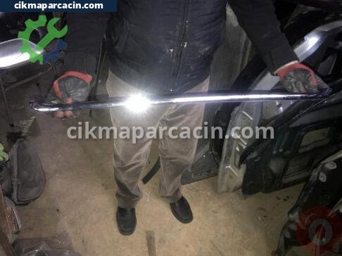 Volvo XC60 Kaput çıkma parça