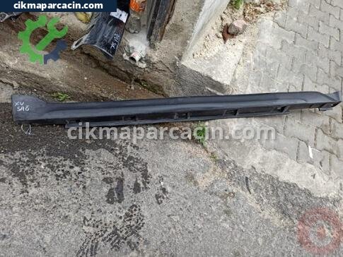 Subaru XV Marşbiyel Kaplaması çıkma parça