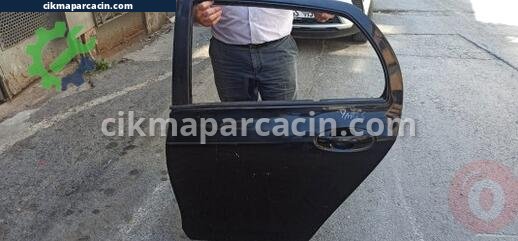 Toyota Yaris Sol Arka Kapı çıkma parça